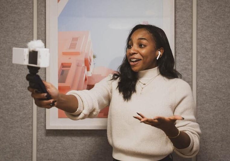 vqmGXEQ86XzKJzXlj0kwD